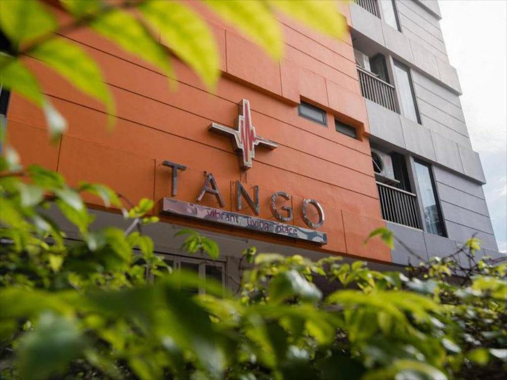 Tango Vibrant Living Hotel - Sha Extra Plus Banguecoque Exterior foto